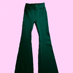 Green Amazon Flare Leggings